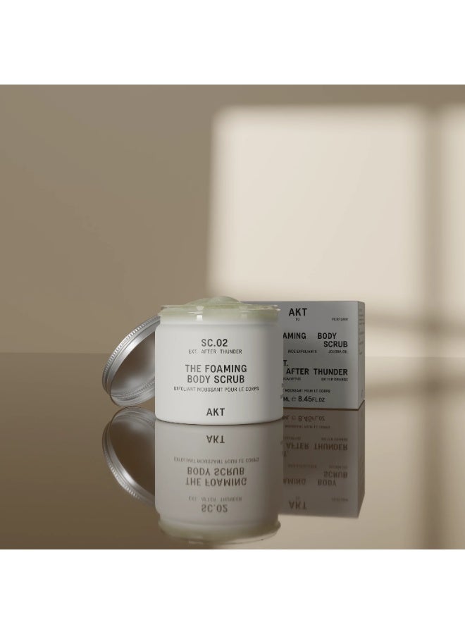 AKT London The Foaming Body Scrub SC.02 AFTER THUNDER 250ml - Image 1